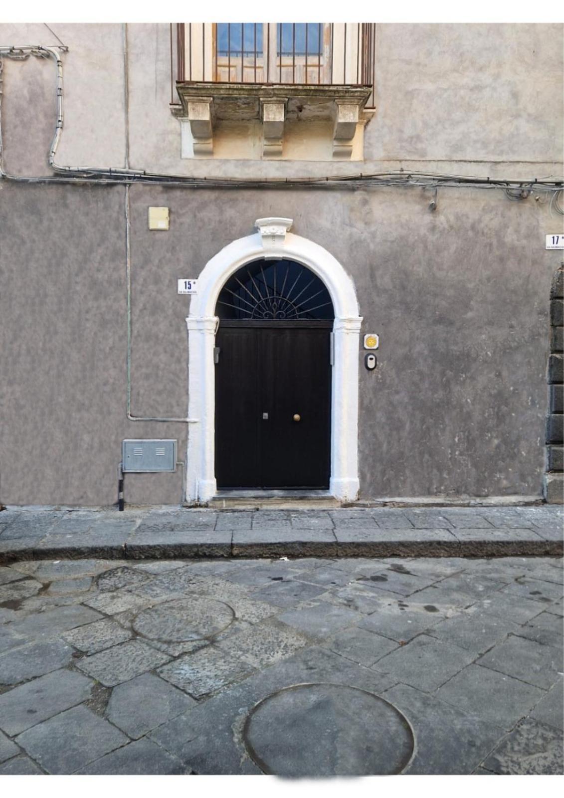 卡塔尼亚Casa Del Sole公寓 外观 照片